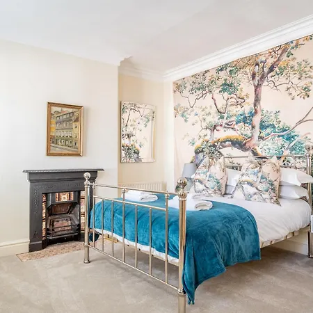 28 Queen Anne's Road Holiday home