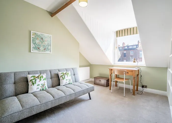 28 Queen Anne's Road Feriehus *