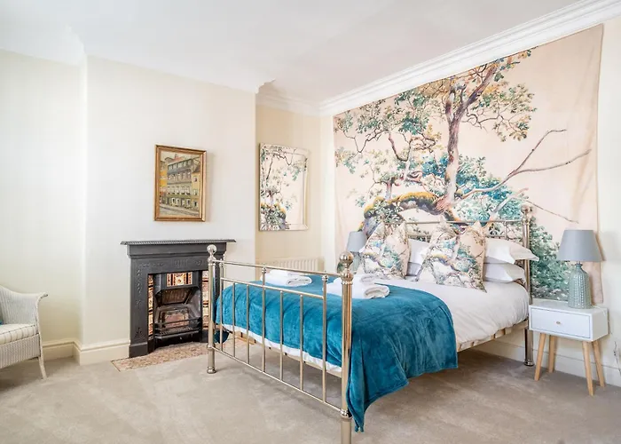 28 Queen Anne's Road Feriehus